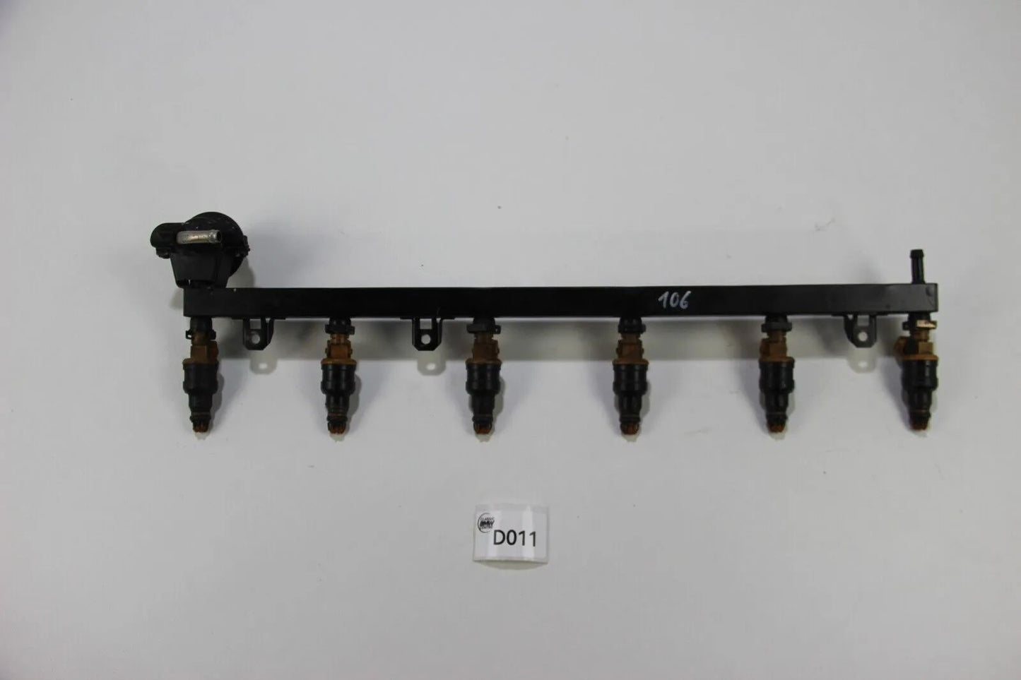 Original BMW E34 535i Einspritzleiste Fuelrail mit Injektoren Benzin OEM 5er