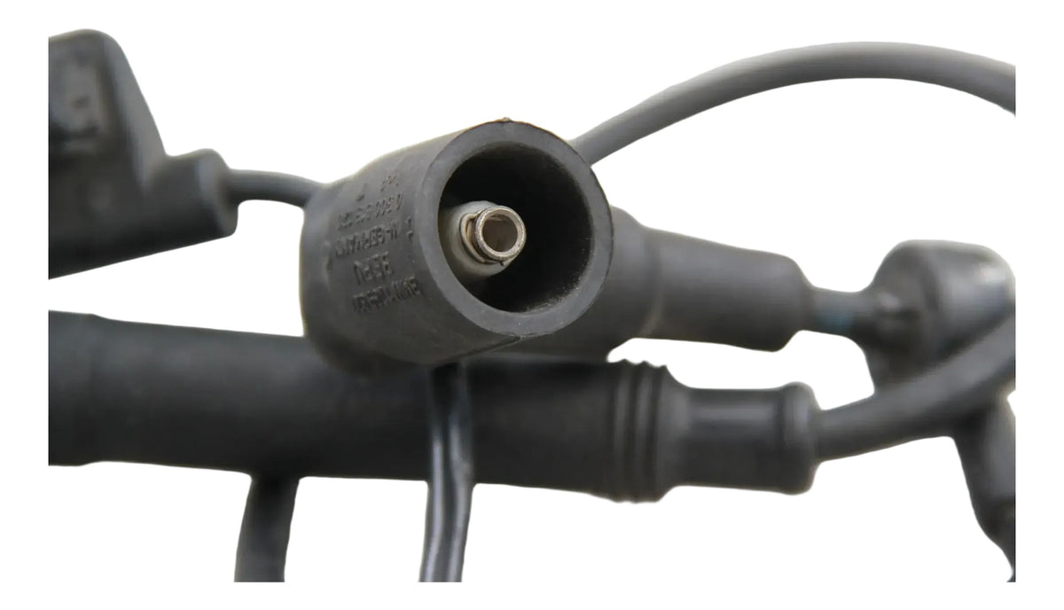 Original BMW E10 E3 E9 NK E21 E30 E36 E12 E24 E23 E31 Zündkabel 12121705675