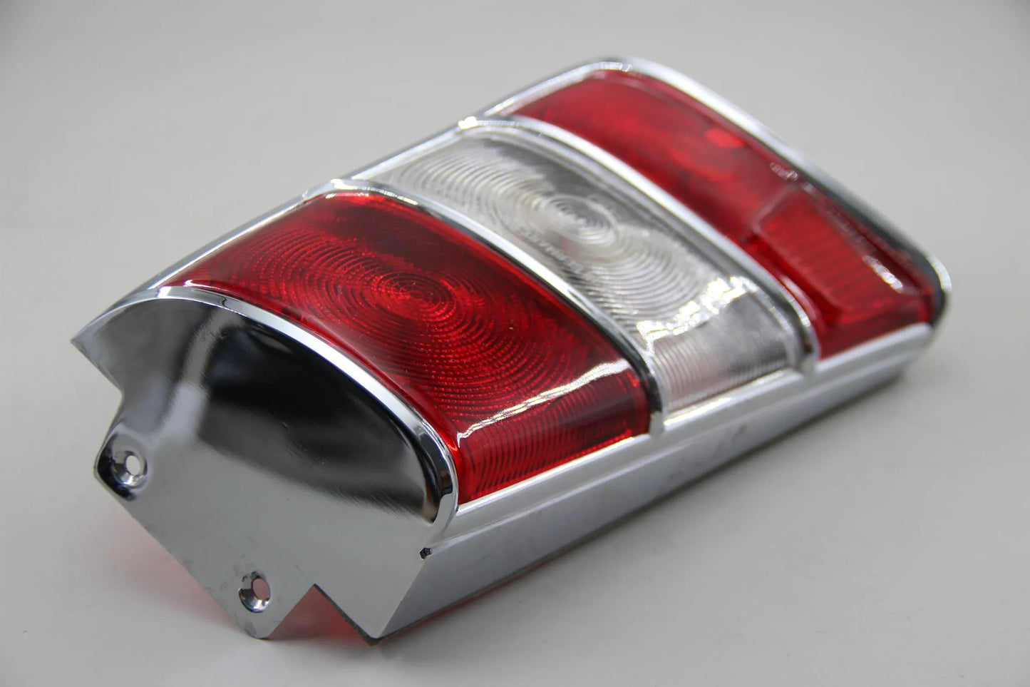 Orig. BMW NK 1500 2000ti Rücklicht Lichtscheibe rechts rot-weiss-rot 63218654110