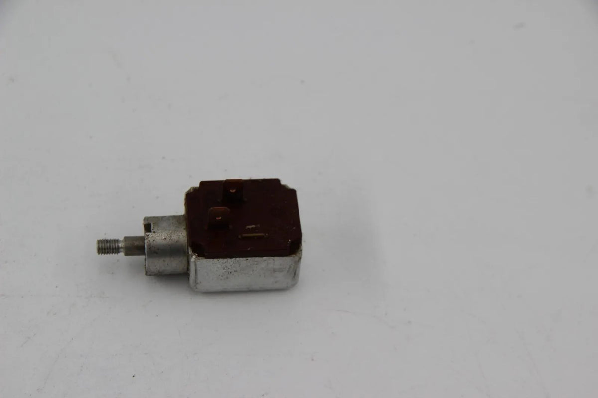 BMW E10 E3 E9 E21 E12 E24 Schalter Heizbare Heckscheibe NOS 61311356088 Neu