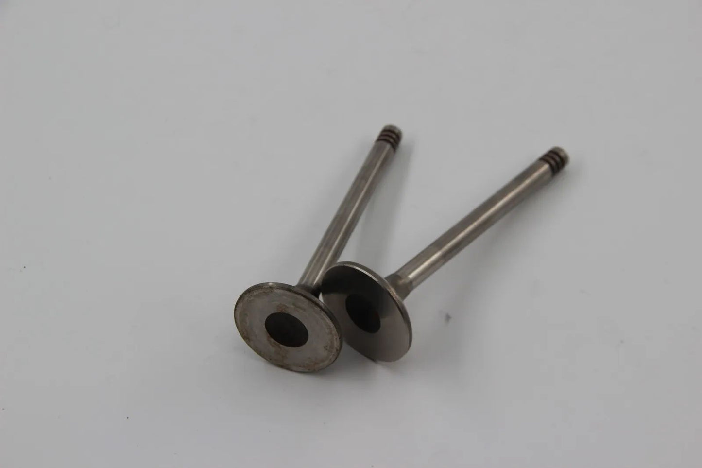 Original BMW E10 M10 NK 4Zyl E30 E12 E28 Auslassventile 35,0/8,00MM 11341251498