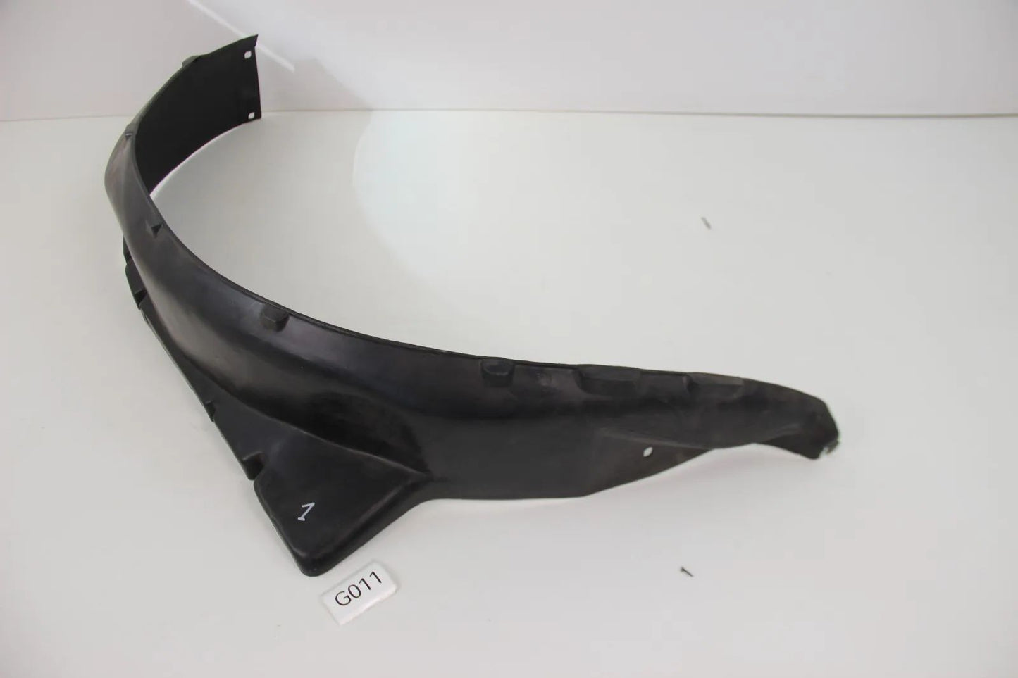 BMW E30 316-325i 2/4 - Türer Touring Abdeckung Radhaus vorne rechts 51711942808