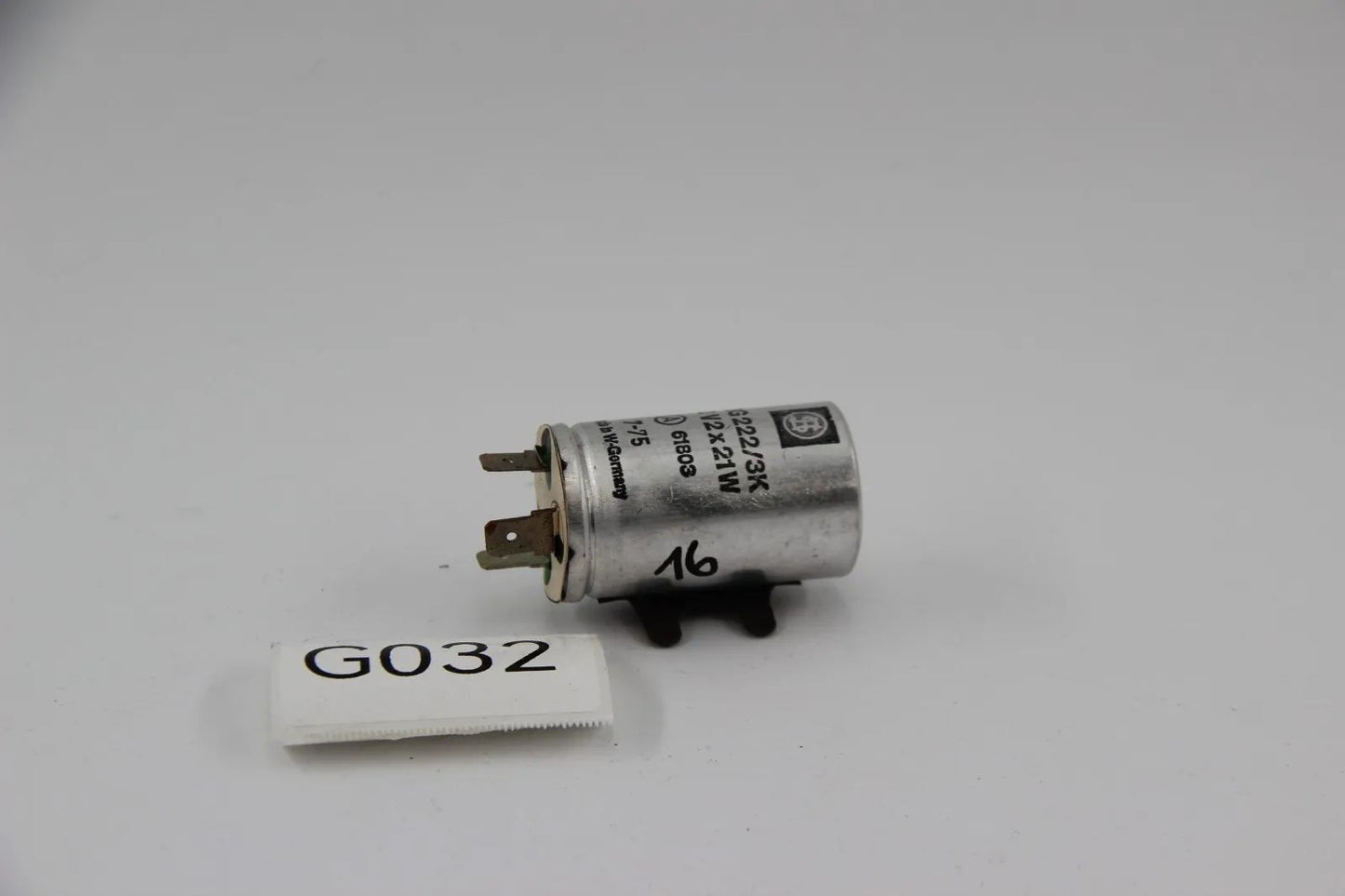 E10 M10 Neue Klasse 4-Zyl Blinkgeber 12 Volt Turn Signal Relais 61311353779 Neu