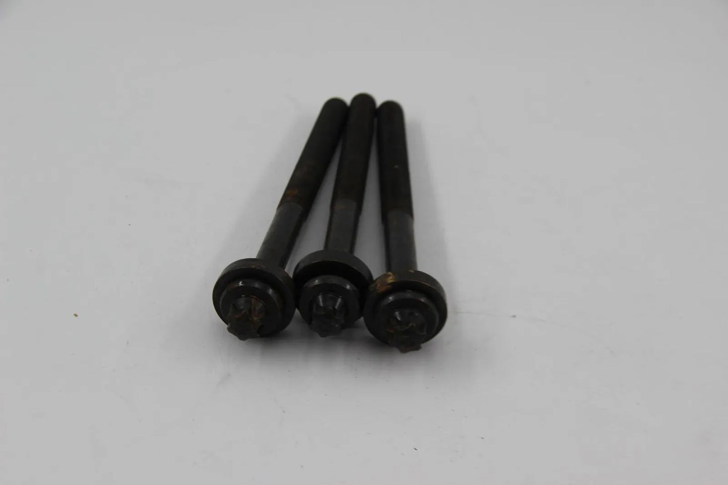 Original BMW E36 E46 E90 Satz Schrauben f. Zylinderkopf M12X1,5X147 11129067792