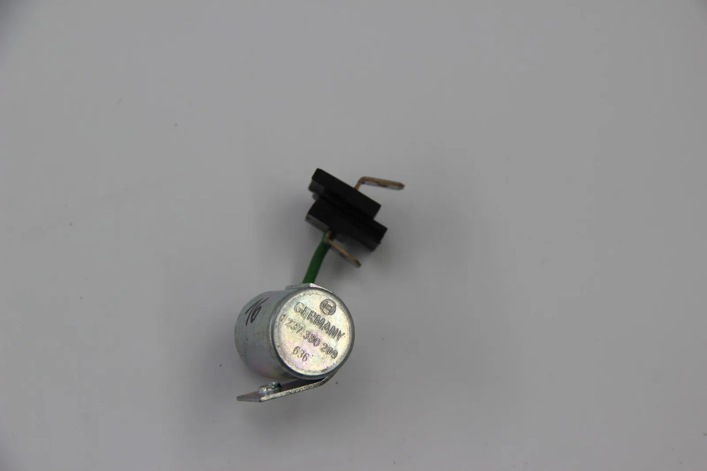 Orig BMW E3 3.0Si M30 E9 3.0CSi 3.0CSiL Kondensator Zündanlage NOS 12111355625