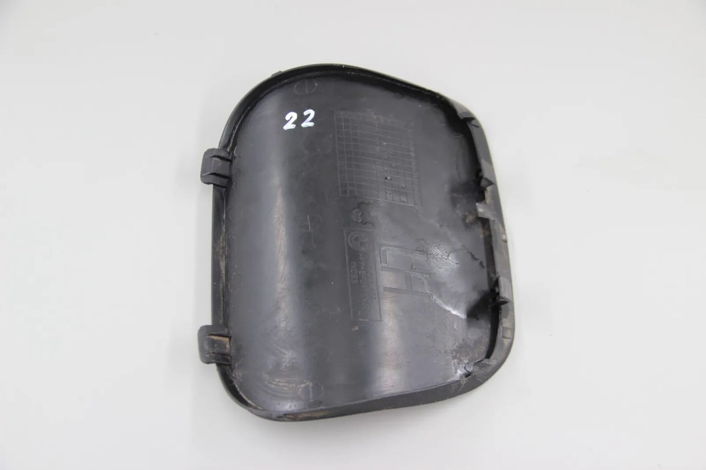 BMW X5 E53 Stoßstange hinten links Auspuffloch Kappe Abdeckung Blende 8244439