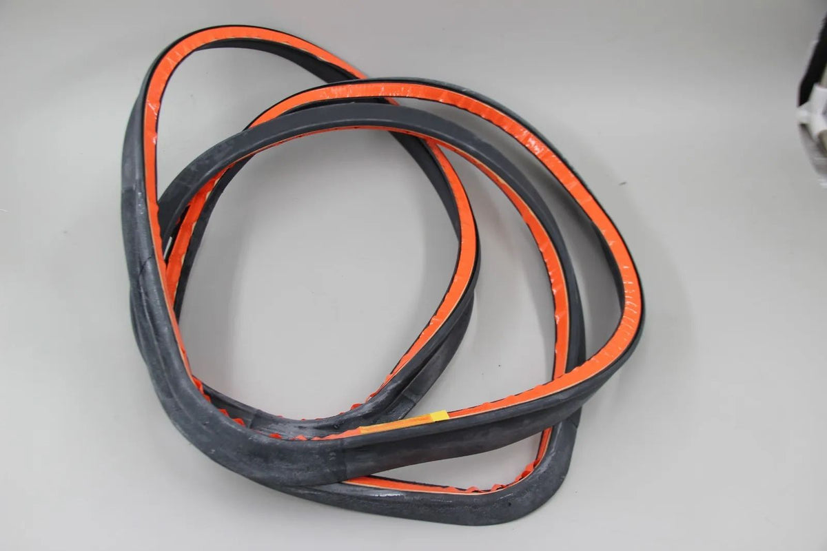 Original BMW E39 Türdichtung Dichtung Tür hinten links NOS 51221944229