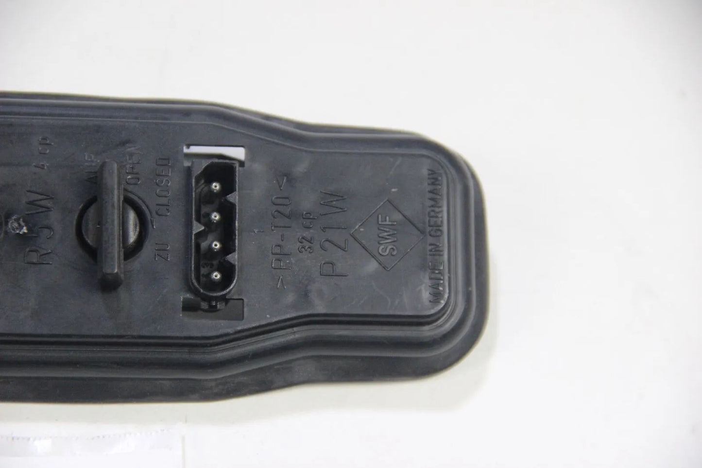 NEU Original BMW E39 Lampenträger 8371324 5er OEM Lichtträger