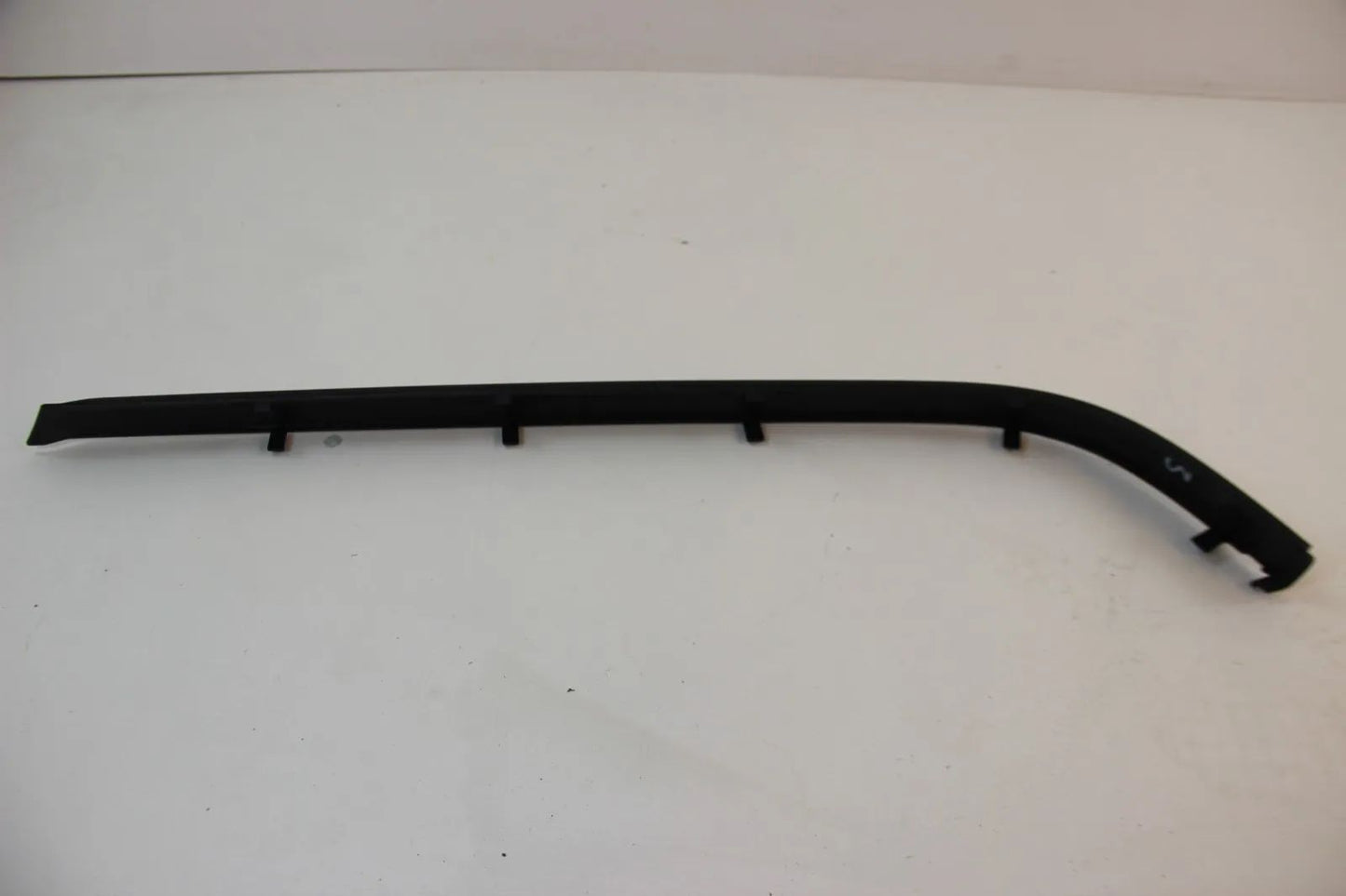 Original BMW E39 520i-540i Stossleiste hinten links Verkleidung  51128184511