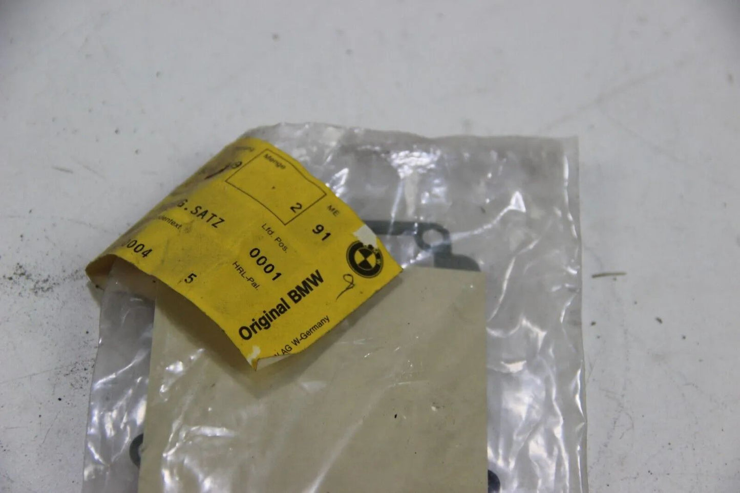 Original BMW E30 E21 316 E12 E28 518 M10	Dichtungssatz 2B4 Vergaser NOS 13111276