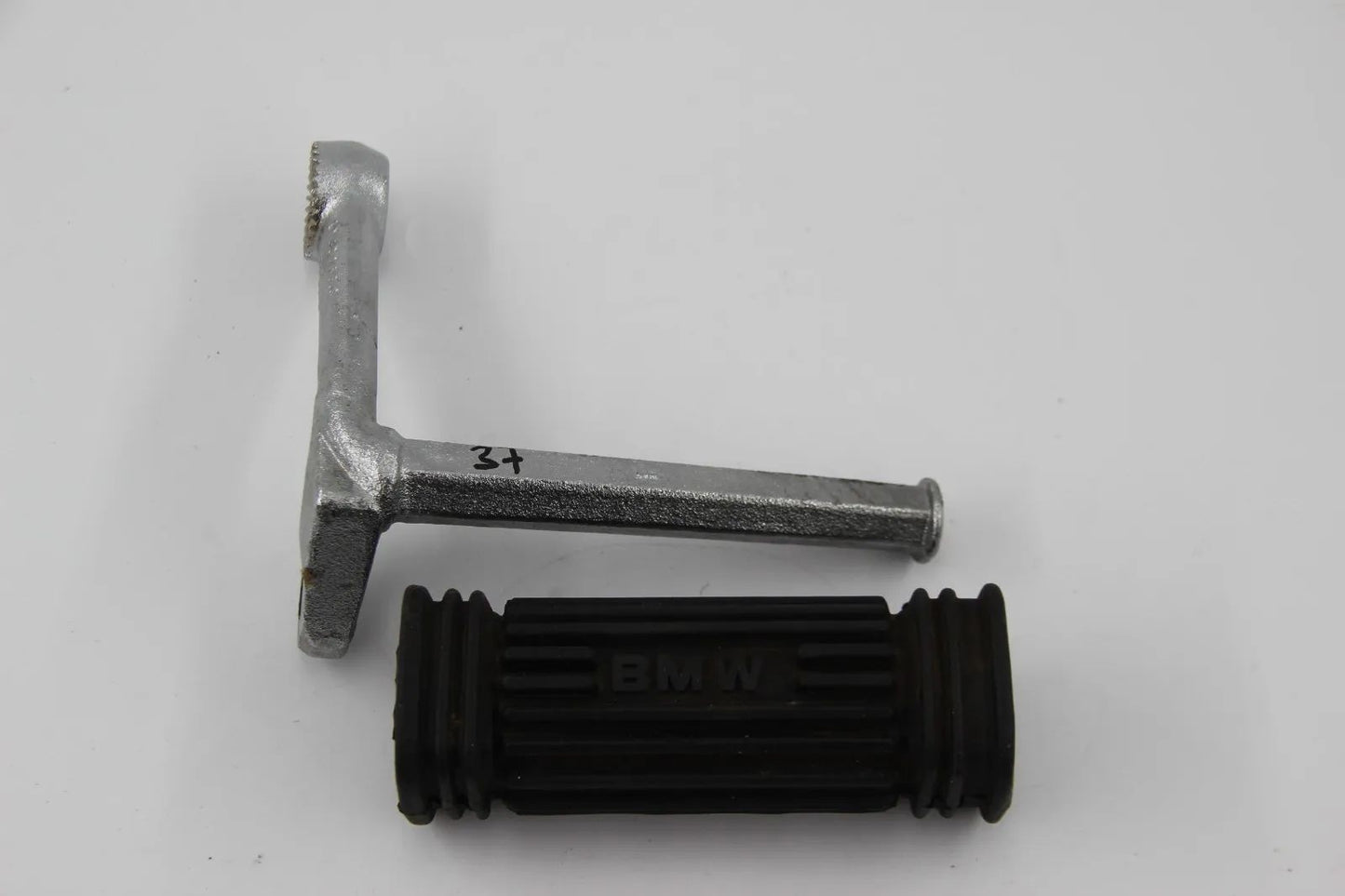 Original BMW R100 R80 Fussraste links 90MM NOS 23411236733