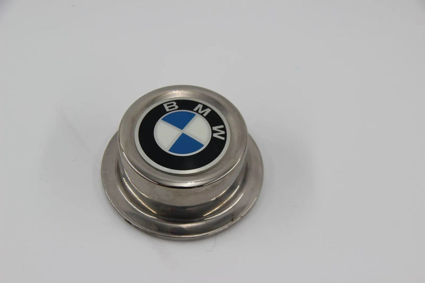 BMW E30 316i-325i ix Nabendeckel Felgen Abdeckung Nabenabdeckung 36131127230 Neu