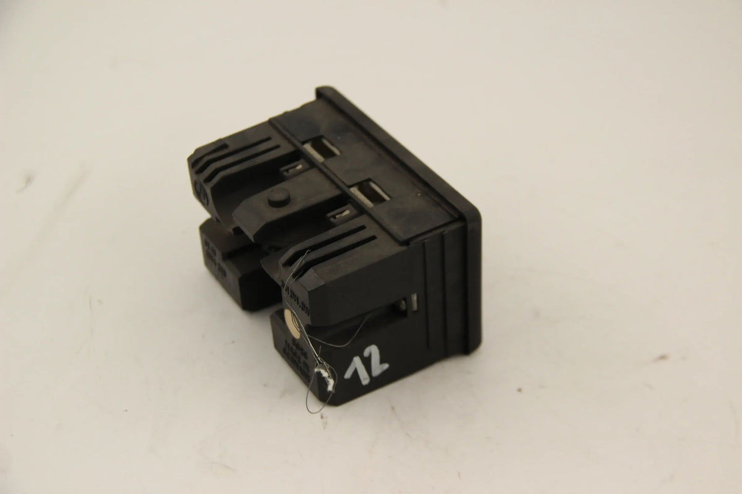 Original BMW E34 M5 3.6/3.8 E32 740iL Aussentemperatur/Digitaluhr 62131374288