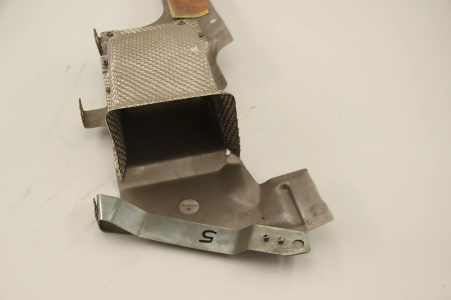 Original BMW E39 520i-530i  Abschirmung Motorraum seitlich links 51717892295