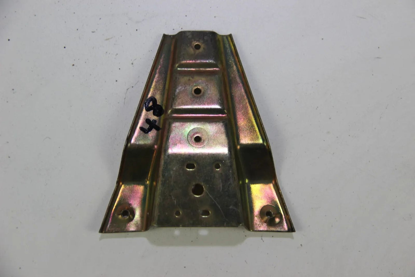 Original BMW E30 Zentralverriegelung ZV Steuergerät Halterung 1380302  3er