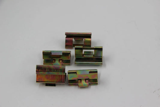 Orig BMW E34 M5 /3.6/3.8 E32 750iLS Klammer Türdichtung vorne 5Stk. 51211928189