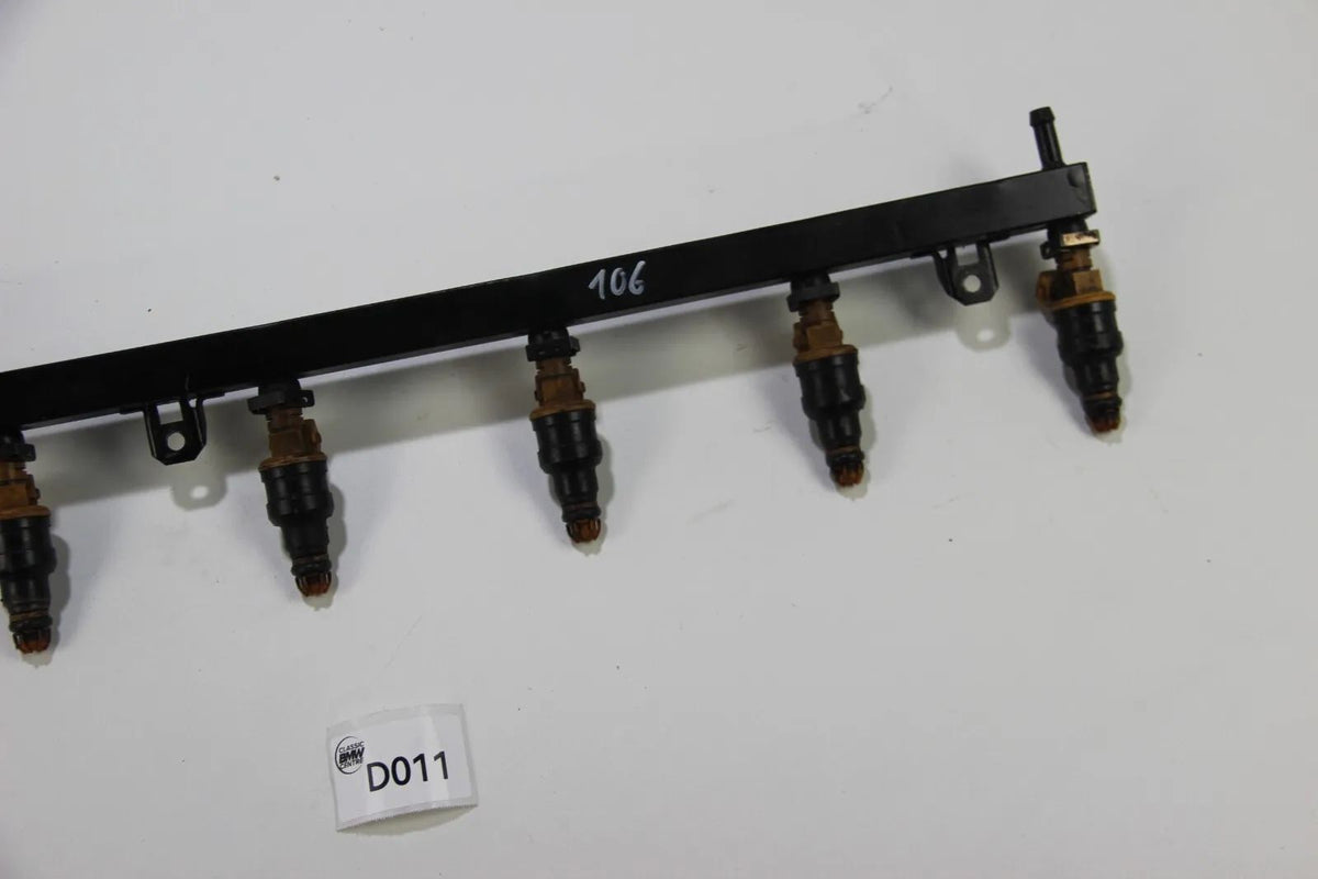 Original BMW E34 535i Einspritzleiste Fuelrail mit Injektoren Benzin OEM 5er
