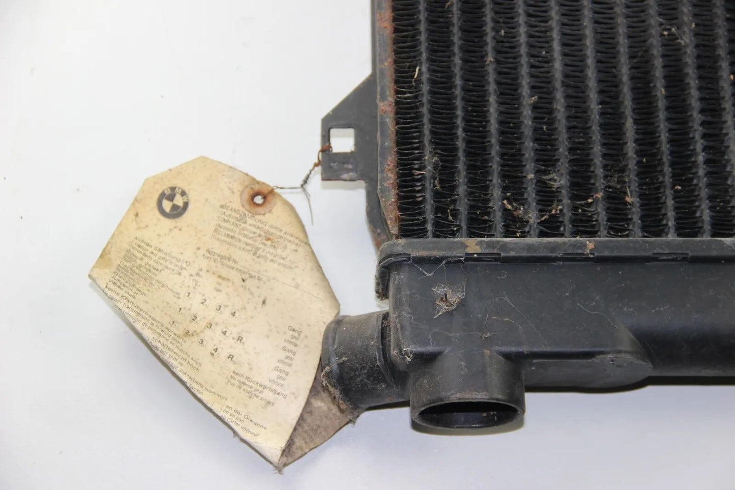 BMW E30 320i 323i VVFL Kühler Wasserkühler water radiator cooling OEM