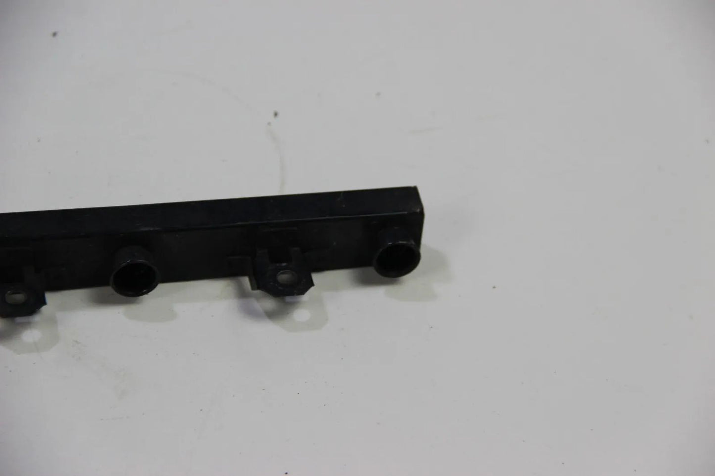 Original BMW E30 M20 320i 325i Einspritzleiste Fuel Rail Benzin Injektor Leiste