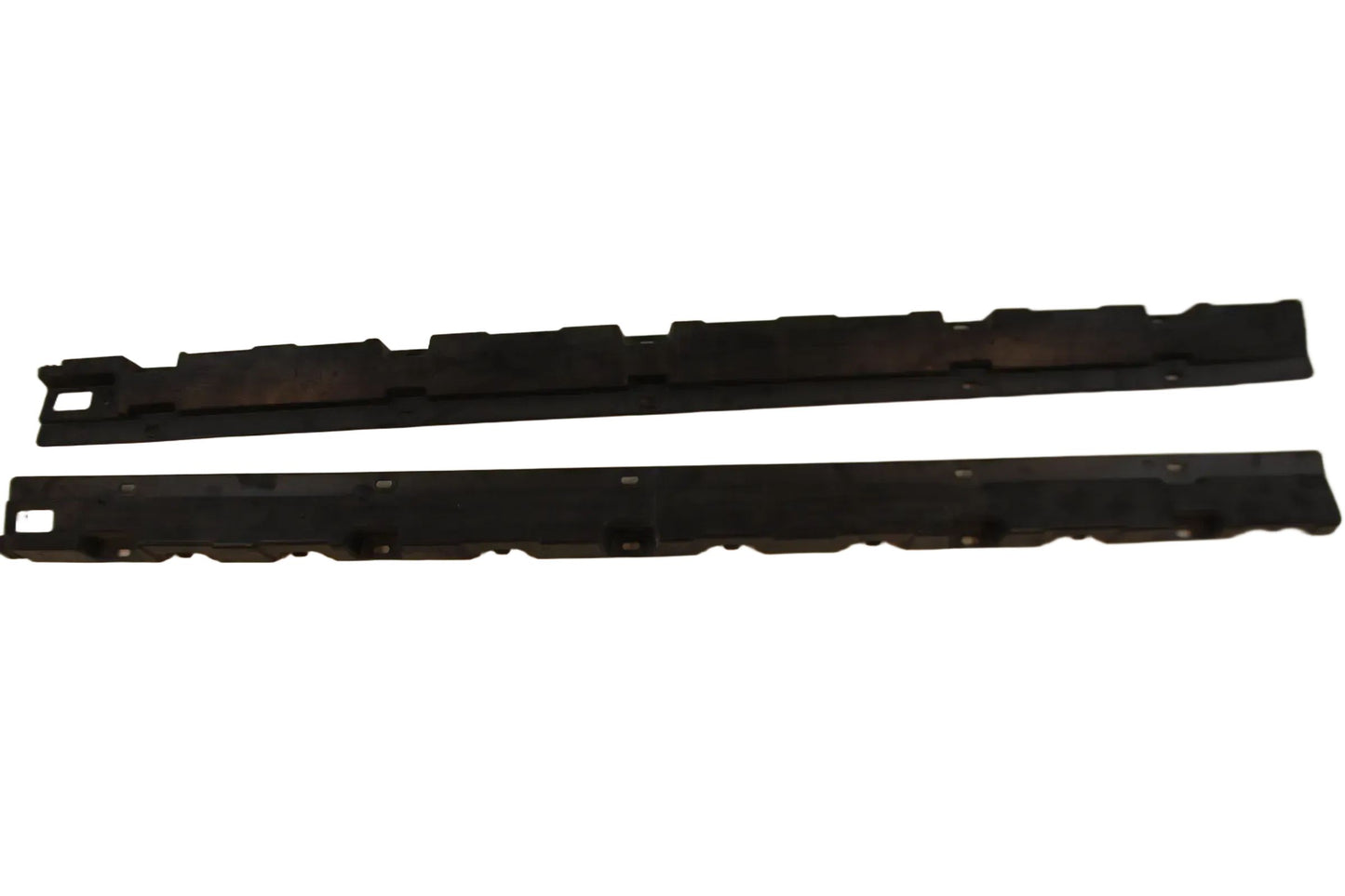 Original BMW E83 X3 2.0i-3.0i  Verstärkung Trittbrett rechts  51713401010