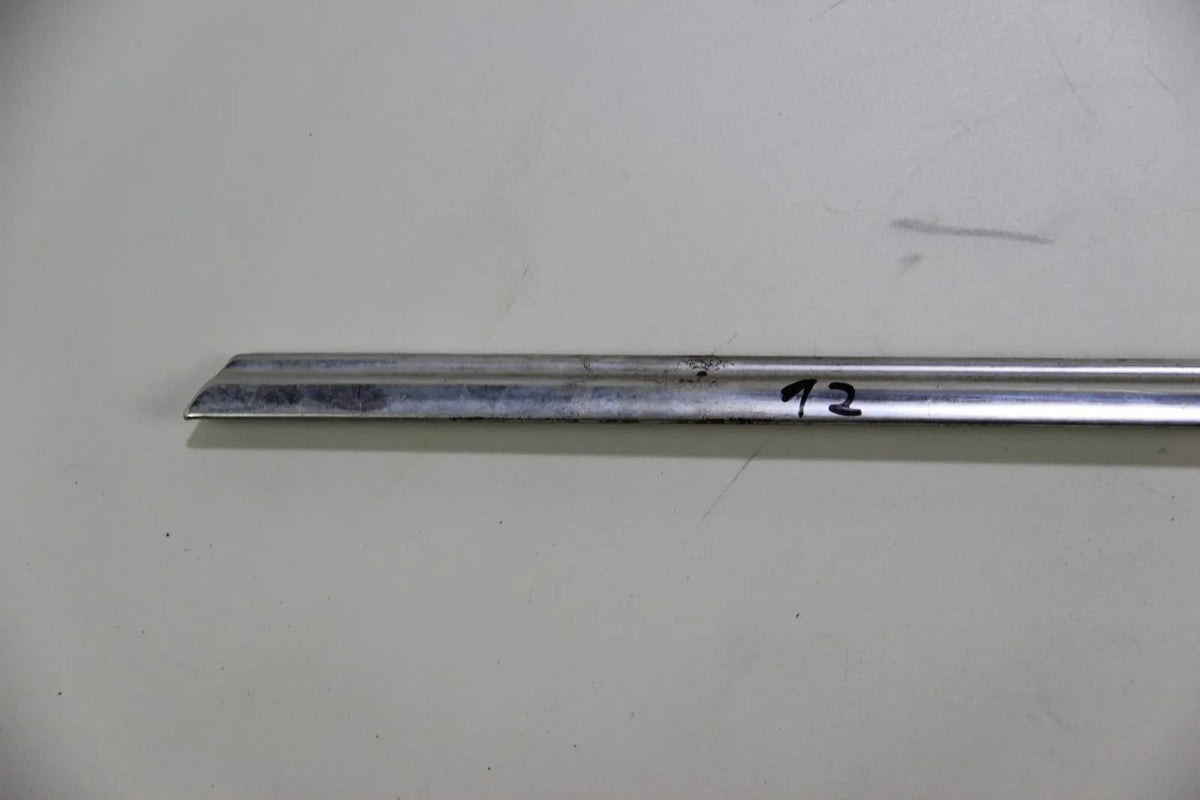 Original BMW E28 Schachtleiste Chrom vorne links Brustleiste 1880545 Chrome trim