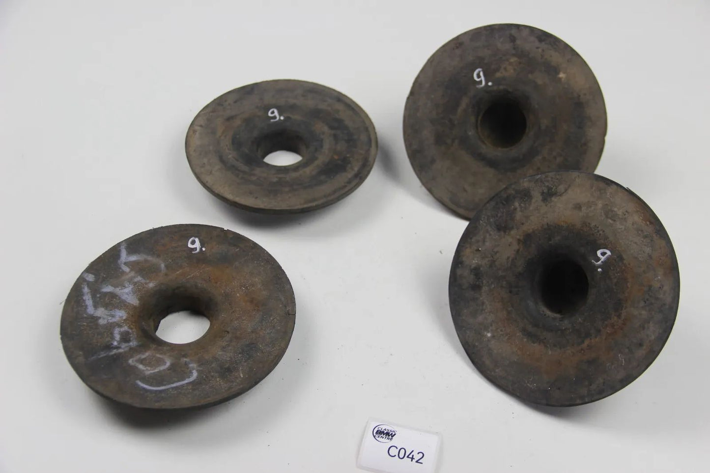 Original BMW E30 Gummipuffer Federnsitz hinten links rechts 1127218 1128610 3er