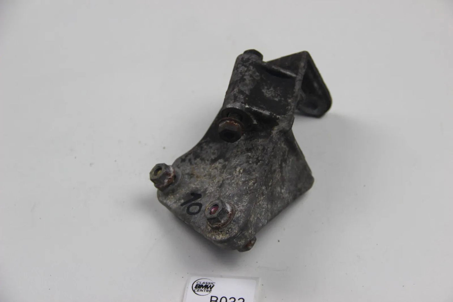 Original BMW E30 E21 Z1 E28 Halterung Lichtmaschine Generator M20 1264645