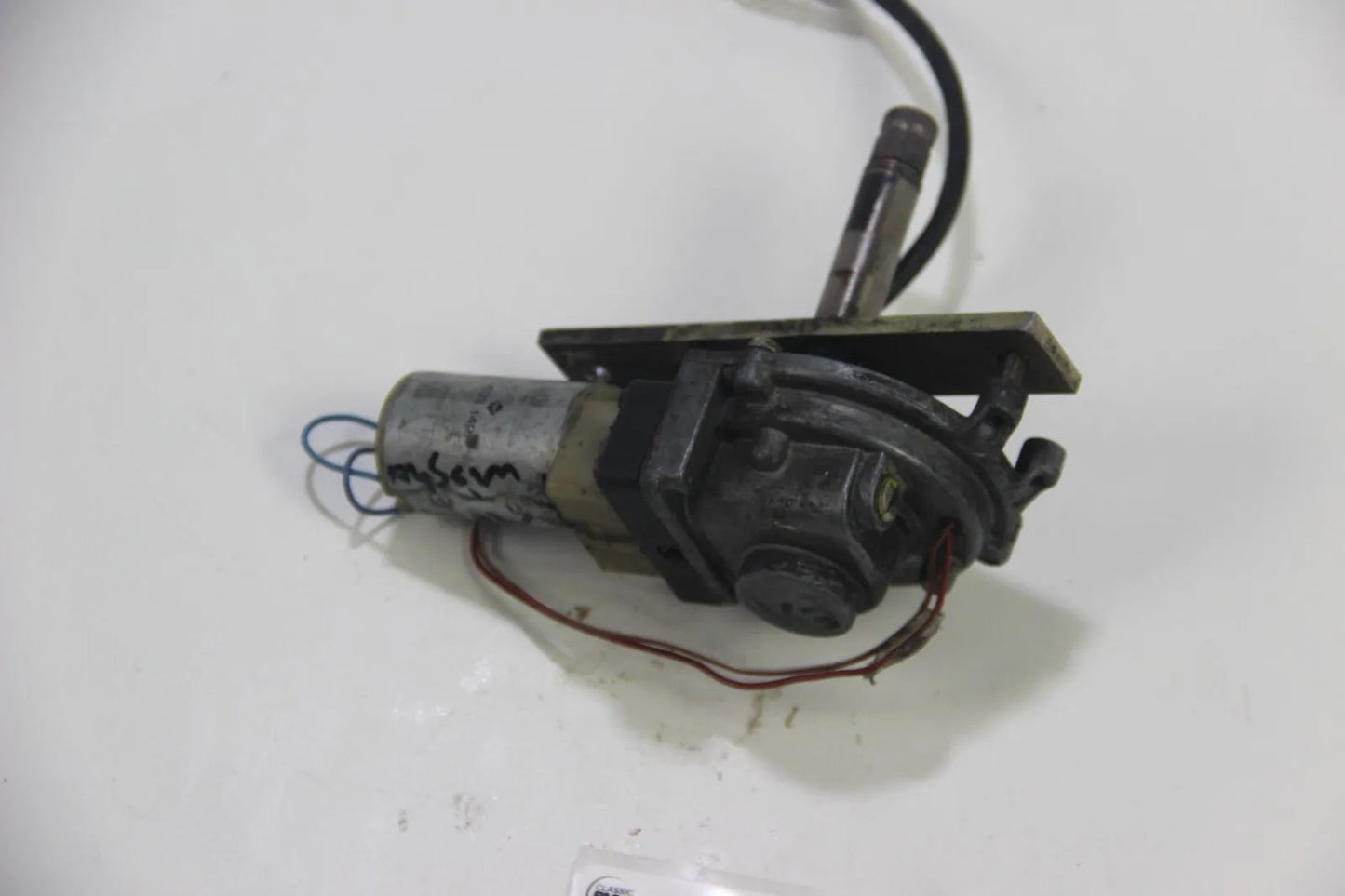 Original BMW E34 Scheibenwischer Anstellmotor Wischermotor SWF 403149 Wischer