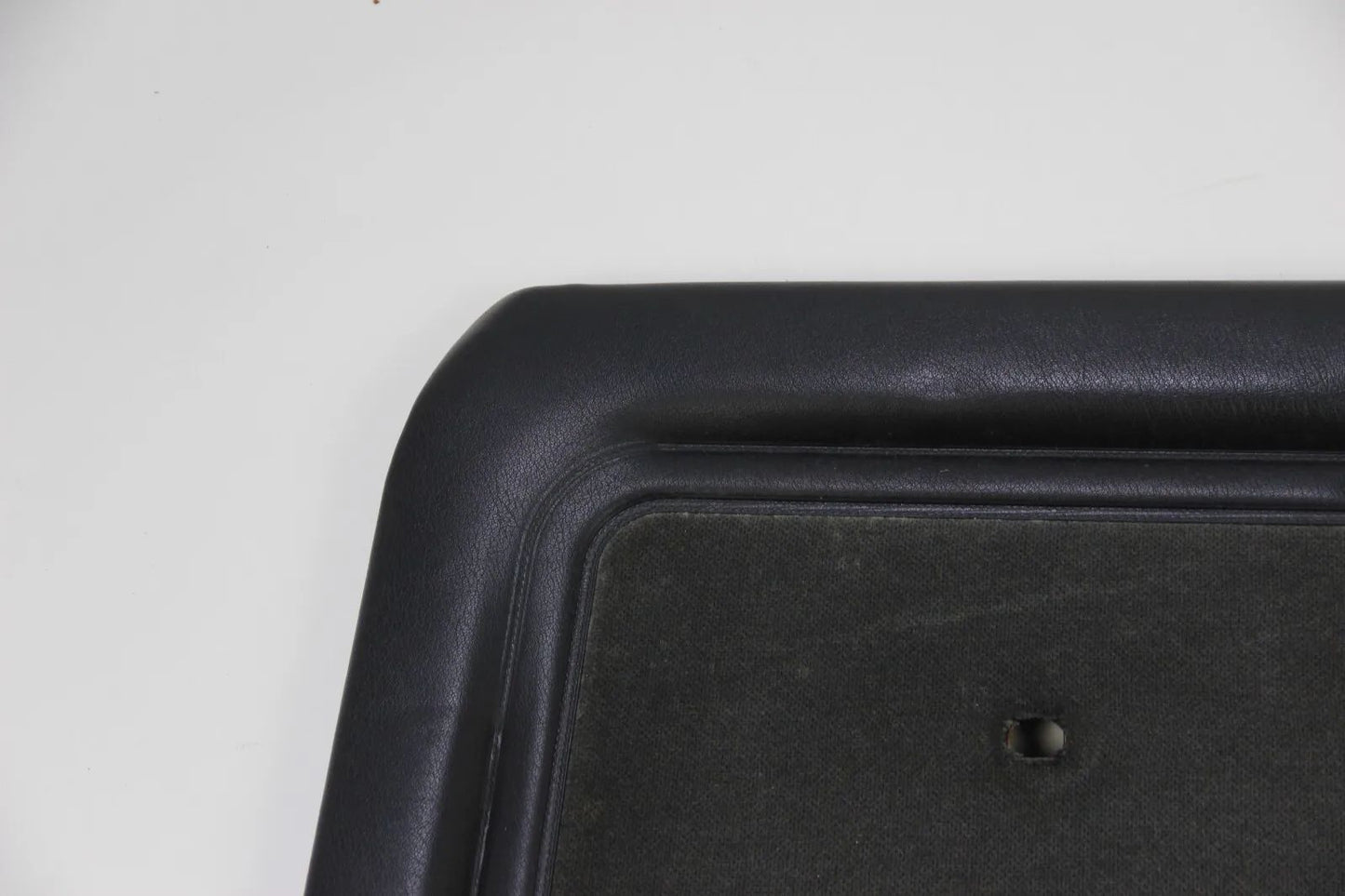 Original BMW E30 Limousine Touring Türpappe Türverkleidung vorne rechts stoff