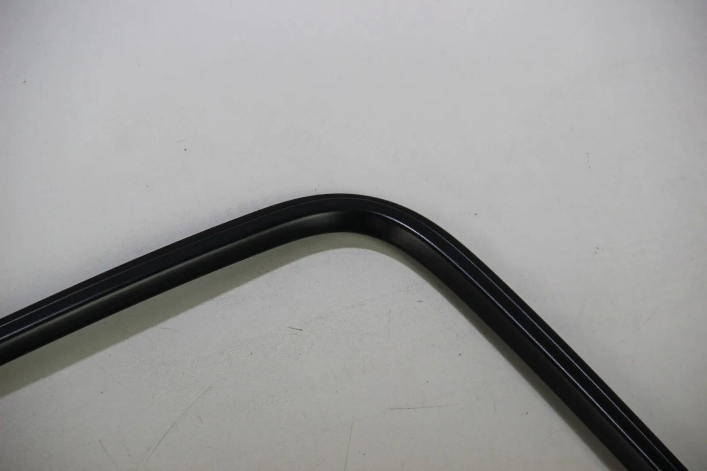 Original BMW E24 635csi Zierrahmen Rechts Schwarz Scheibe Hinten 51311961658