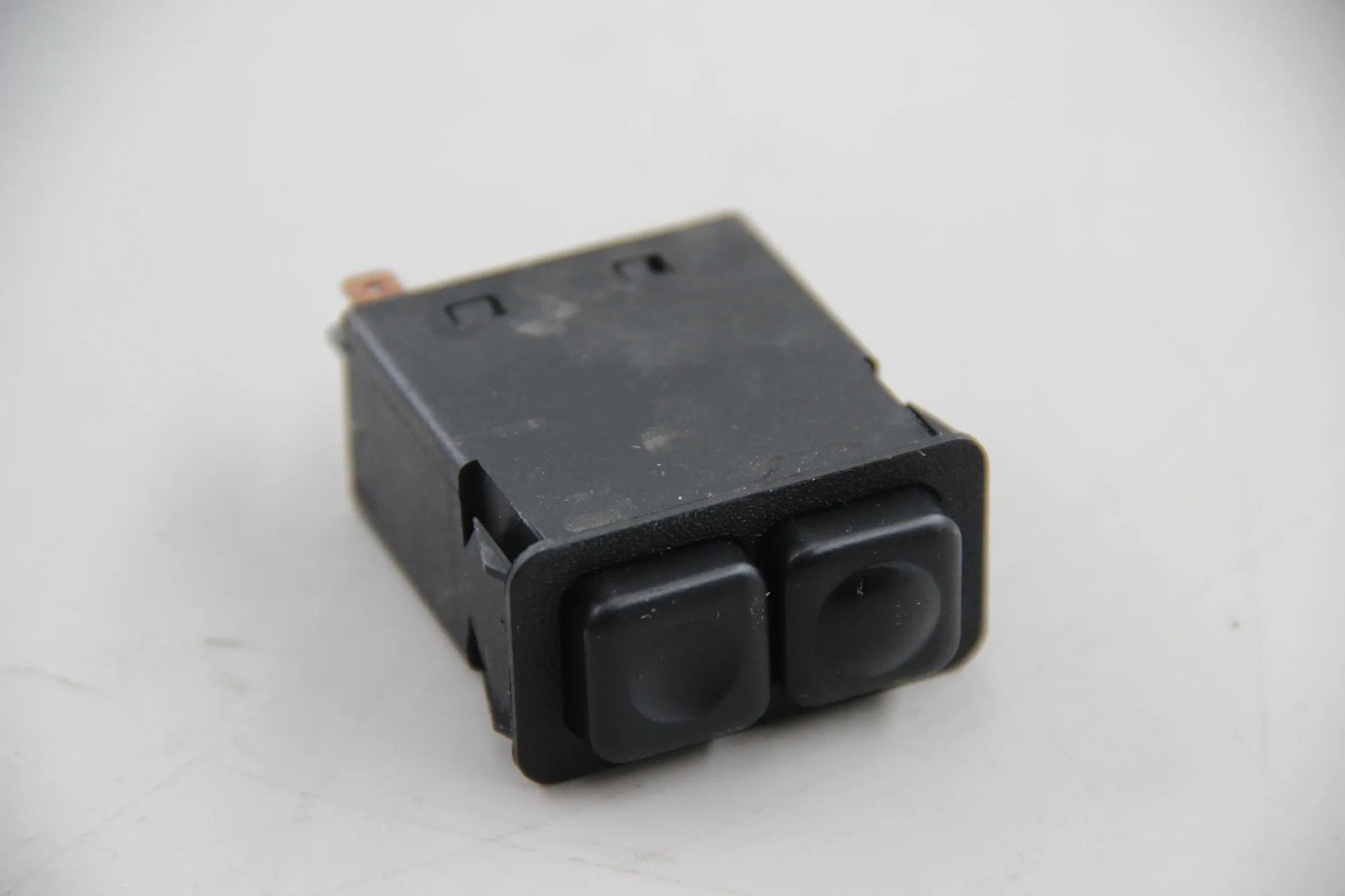 BMW E30 E28 Schalter Nebelscheinw./Nebelschlusslicht 61311368896 / 61311368895