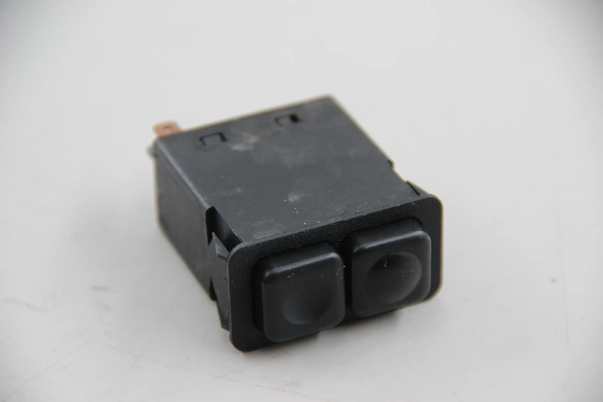 BMW E30 E28 Schalter Nebelscheinw./Nebelschlusslicht 61311368896 / 61311368895