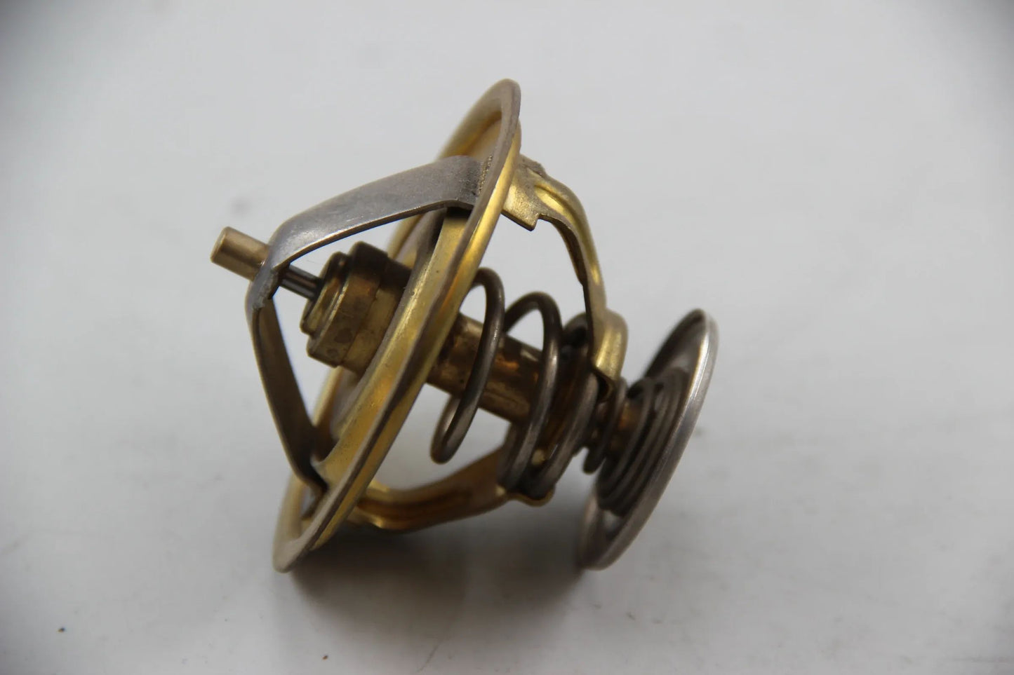 Original BMW E12 525 528 E28 E24 E23 E26 E3 E9 Thermostat 80 CEL 11531251041