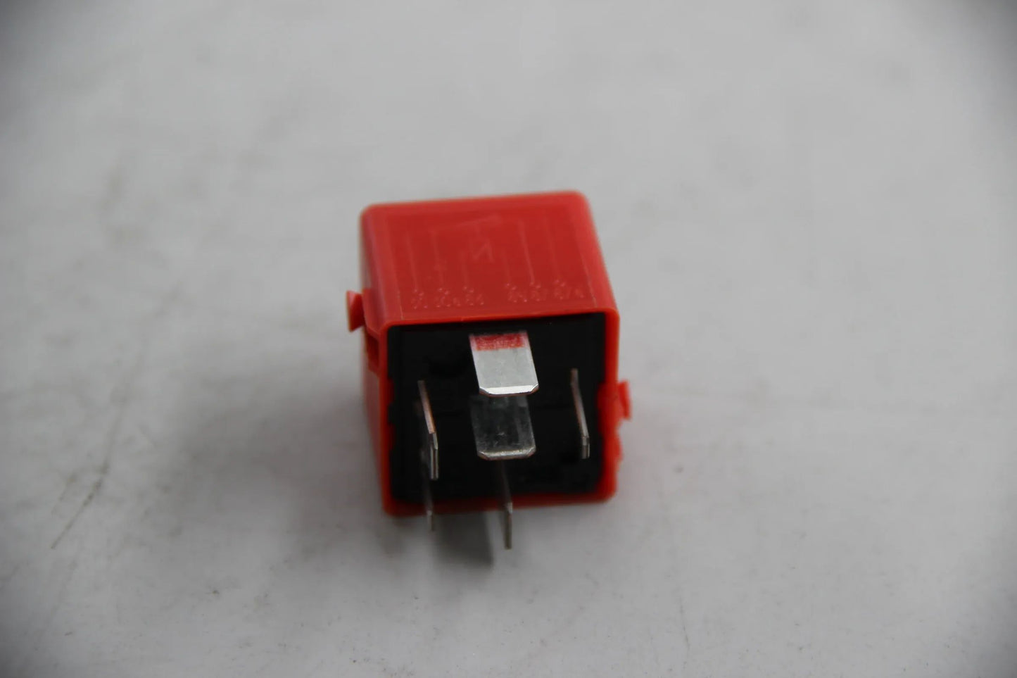 Original BMW E36 316i 318i 320i-328i Z3 ABS-Hauptrelais tomatenrot 61361393404