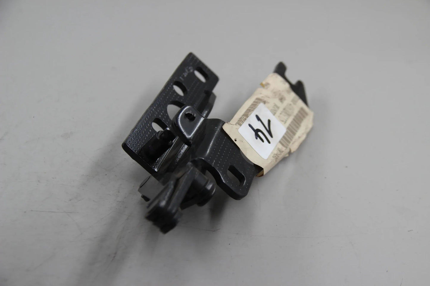 Orig. BMW E39 520i-540i M5 E52 Alpina V8 Scharnier Frontklappe links 41618203275