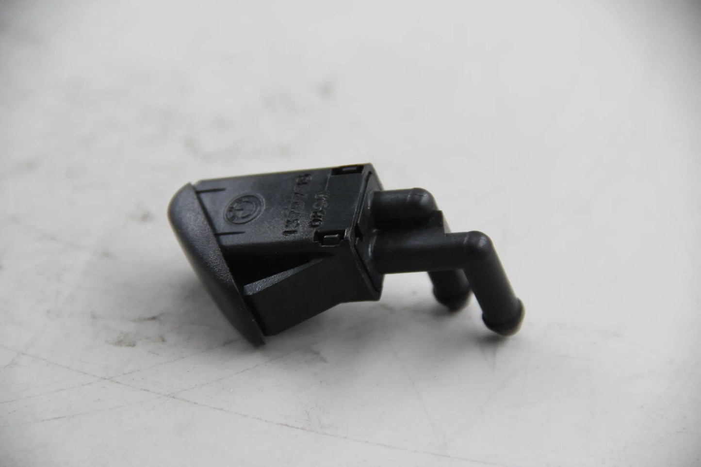 Original BMW E36 316i-328i M3 E34 518i-540i E32 Spritzdüse NOS NLA 61661379735