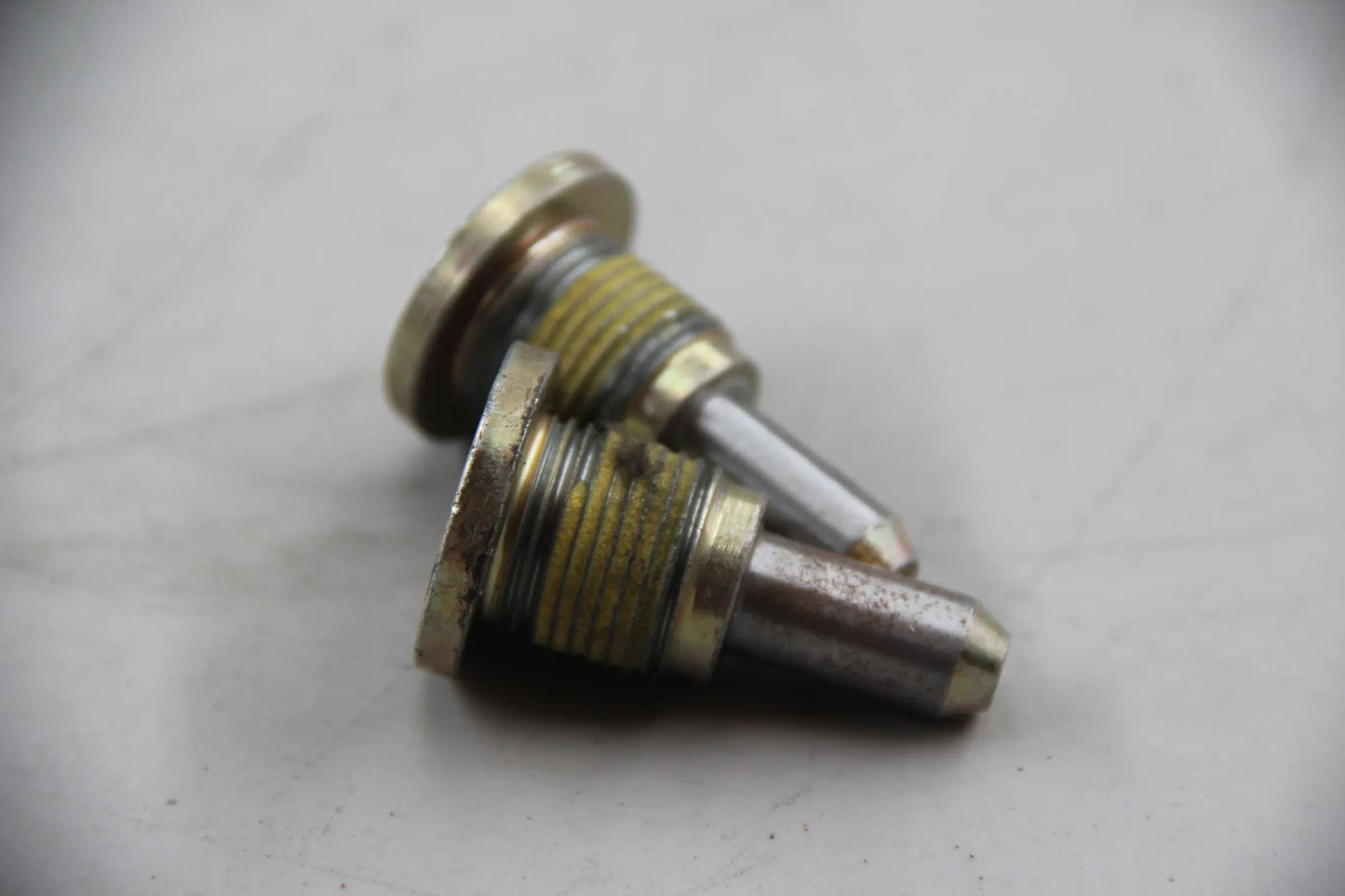 Original BMW E39 E38 E36 E34 E32 2x Lagerbolzen NOS NLA 23311224974