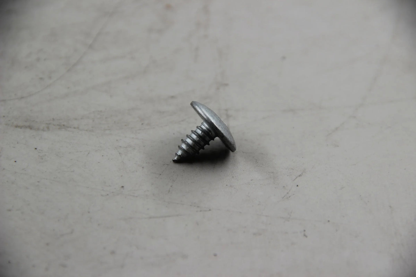 Original BMW E31 840Ci 840i 850Ci 850CSi Torxschraube ISA ST6,3X14 41358152737