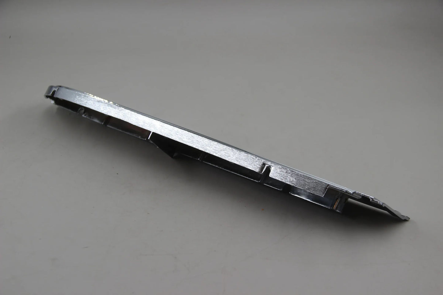 Original BMW NK 1800 2000 2000tii Zierblende links chrom NOS NLA 63211351849