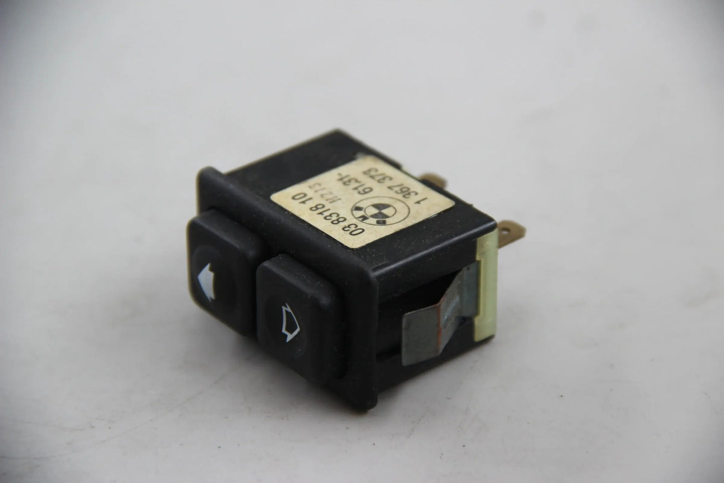 Original BMW E30 318i-325i M3 E28 518i-535i M5 E24 E23 Schalter 61311367373