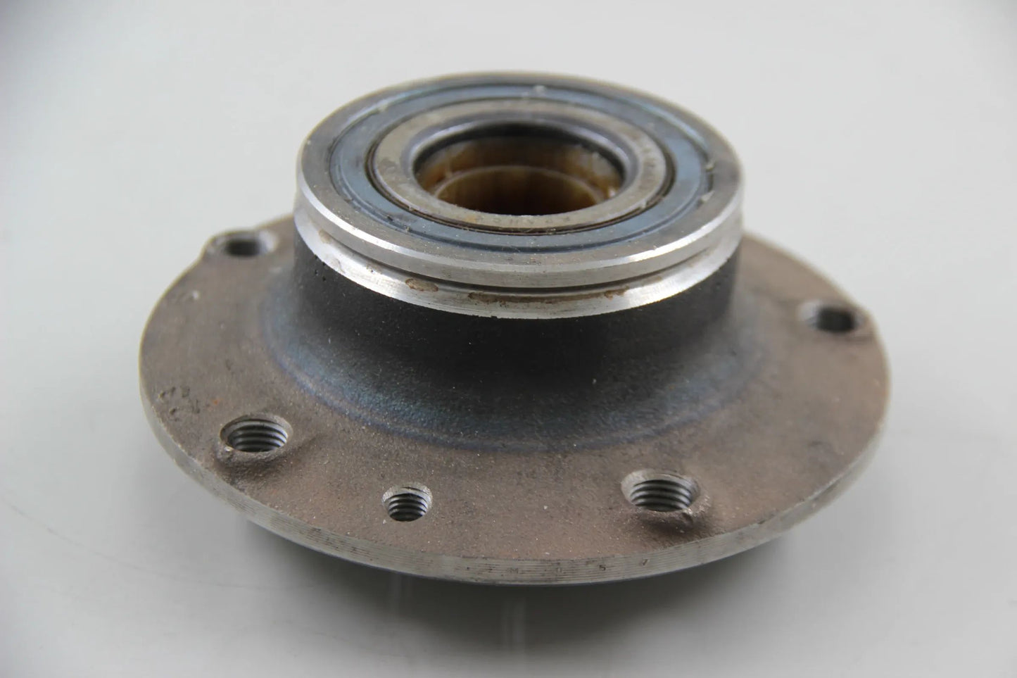 Original BMW E34 E32 E31 Radnabe asymmetrisch vorne D=97MM  31211129386