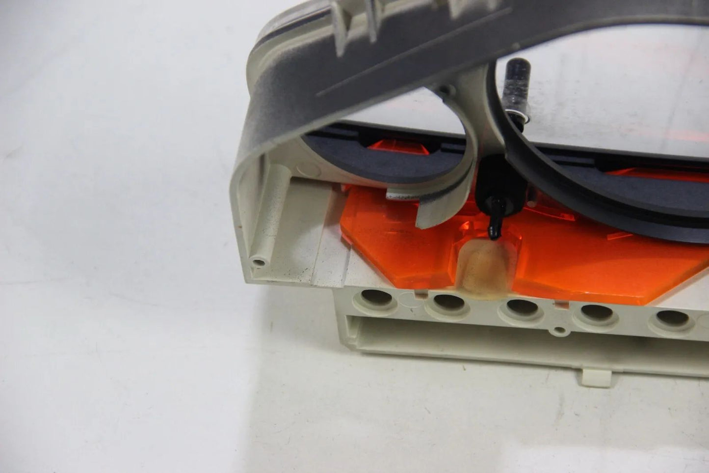 BMW E30 316i 318i	Kombiinstrument Tacho Gehäuse für Tachos mit Quartz Uhr