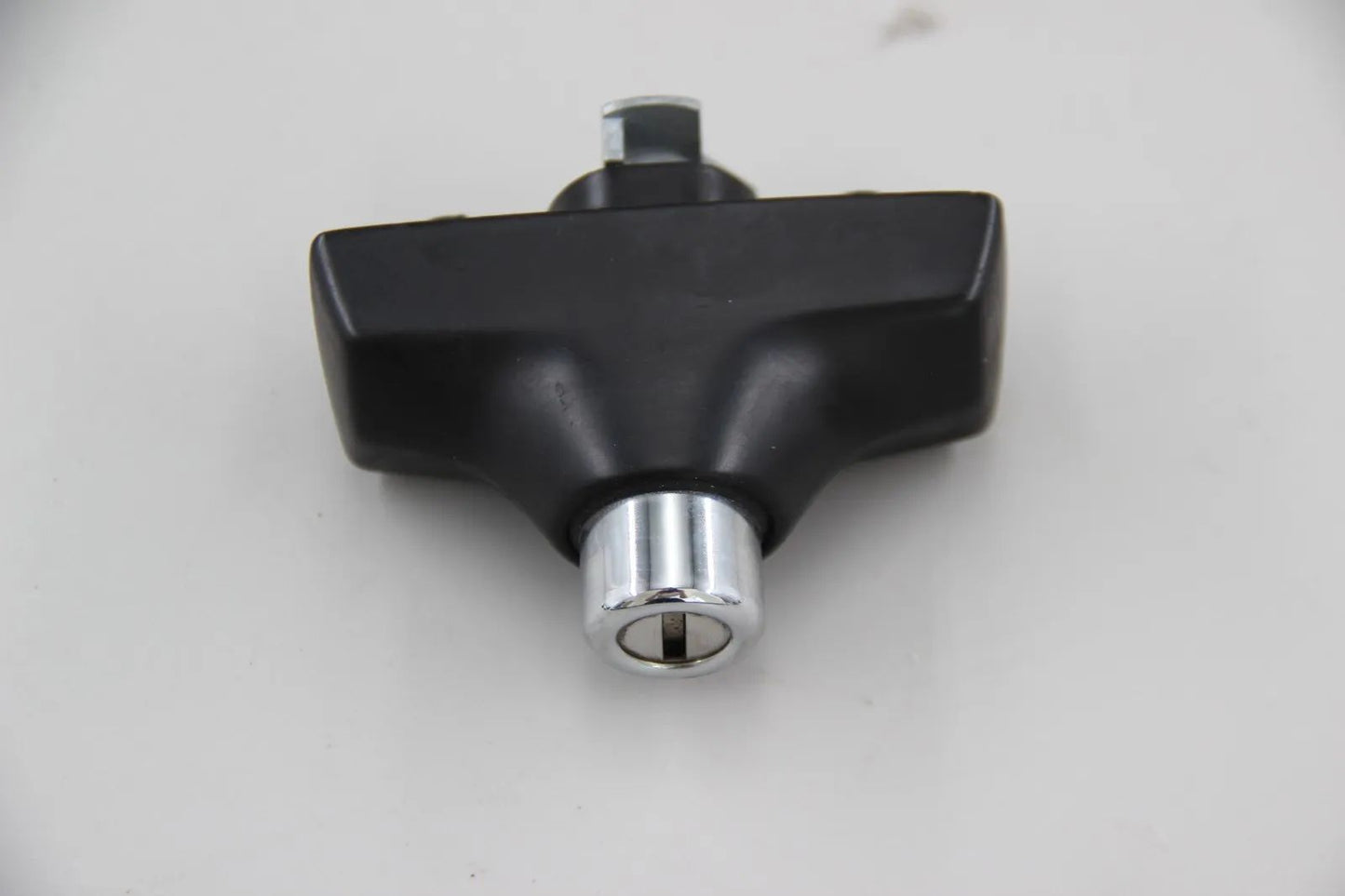 Original BMW E28 Limousine Reparatursatz/Set Gleichschliessung NOS 32311152271