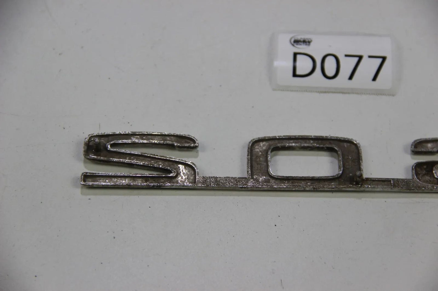 Original BMW E10 Modellbezeichnung Schriftzug Badge 1602 Kofferraumklappe