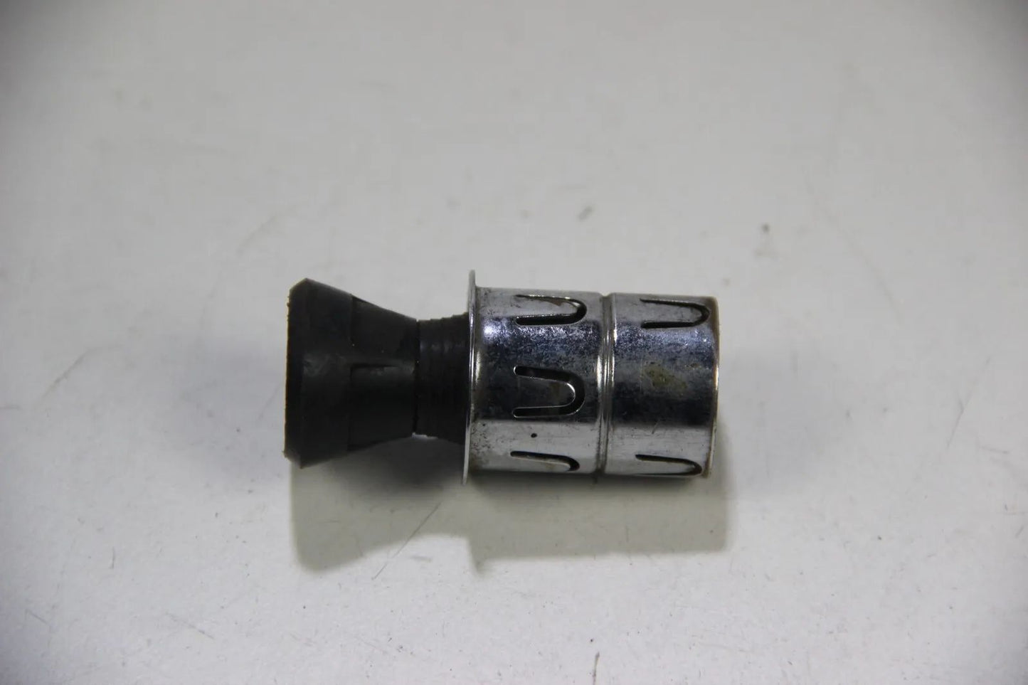 Original BMW Neue Klasse 1500-2000 2000cs  zigarettenanzünder Steckdose Anzünder