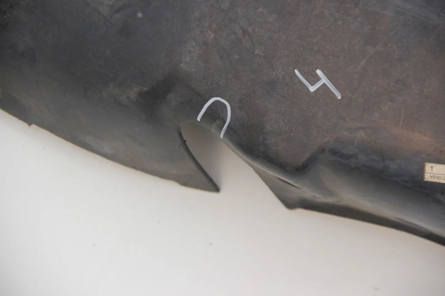 BMW E34 M5 3.6 3.8 Steinschlagschutz Ausgleichsbehälter/Leitungen  16121181379