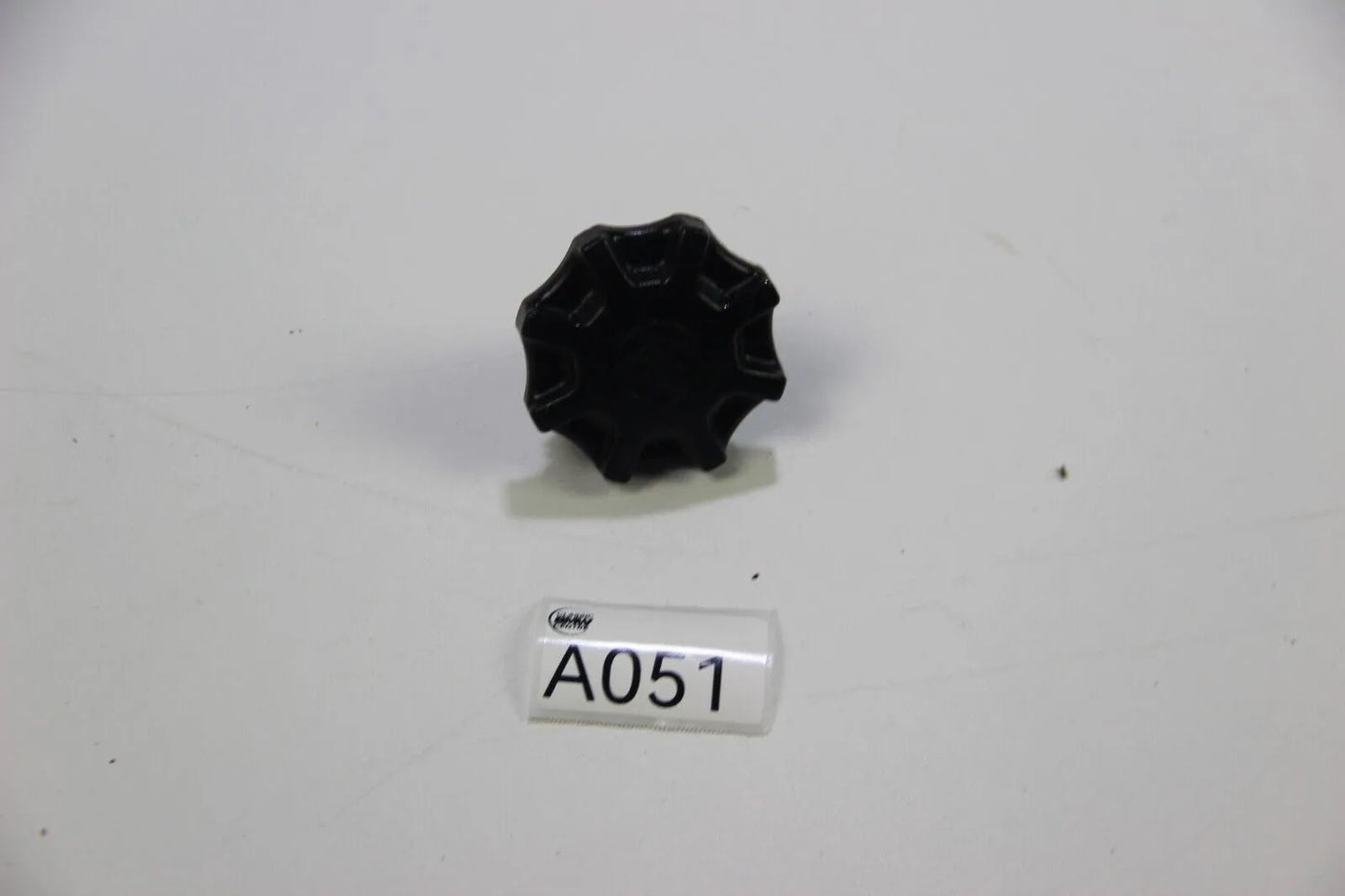 BMW Original E30 E28 E34 E24 E32 E52 Z1 Deckel Servo Behälter NOS 32411128332