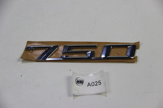 NEU BMW Original E32 E38 Emblem "750" 51148136272 Modellbezeichnung Badge V12