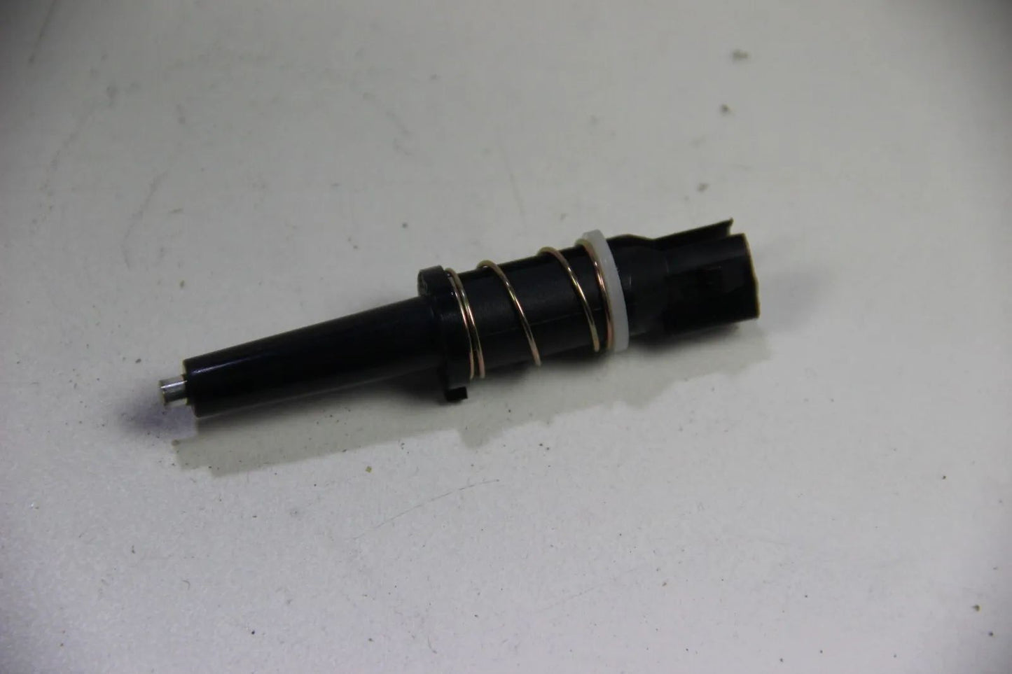 NEU BMW Original E34 E32 Z1 Kontakt Kohle 32331155242 Contact Coal 5er 7er