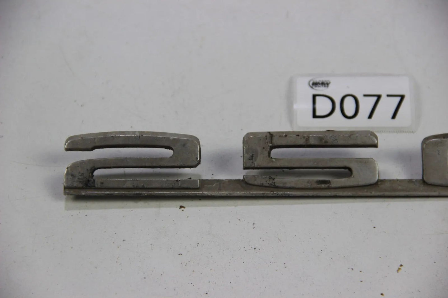 Original BMW E3 Modellbezeichnung Schriftzug Badge 2500 Kofferraumklappe